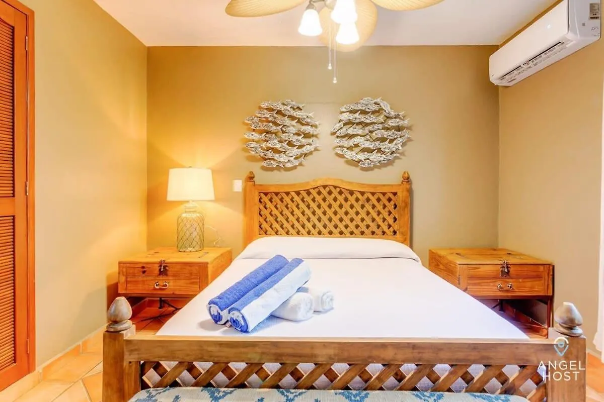 Hacienda-Style Villa With Private Pool Steps To Beach Playa del Carmen